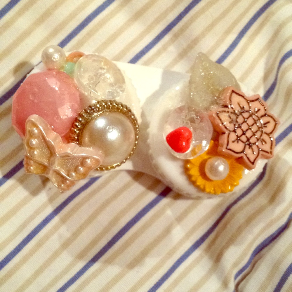 Lolita Style Contact Case